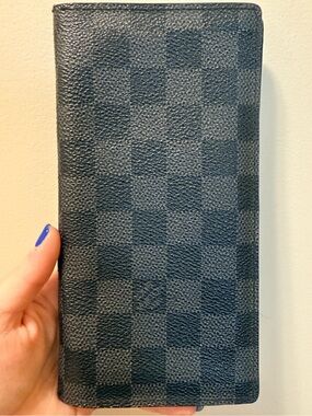 *Authentic* Men’s Louis Vuitton - Damier Graphite Long Bifold Wallet